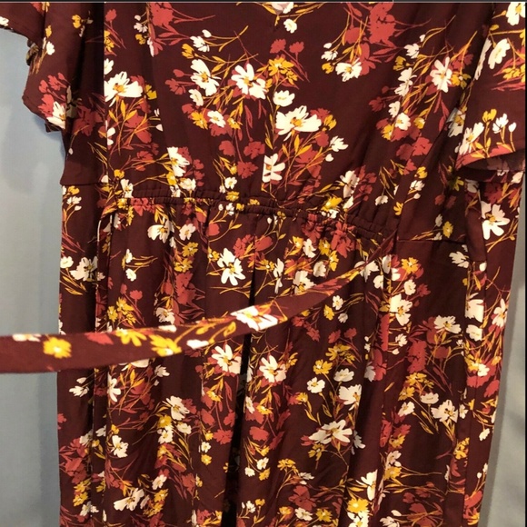 NEW! INGRID & ISABEL Large Burgundy Floral Print Woven Maternity Dress Back Tie - Picture 6 of 8